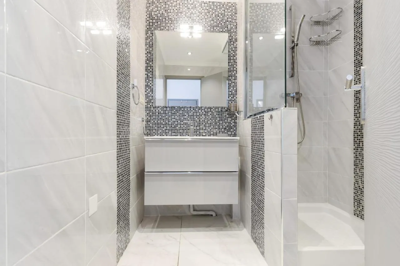 Apartman Imoogroom - Modern - City Center - Ac - 9 Min From The Palais Cannes